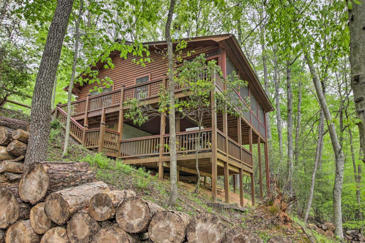 Peaceful Blue Ridge Cabin With Decks And Fire Pit Luaran gambar